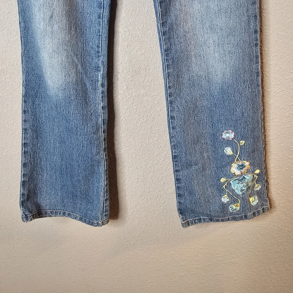 Vtg Blue Heart‎ Girls Blue Jeans Size 14 Embroidered Flower Straight Leg
